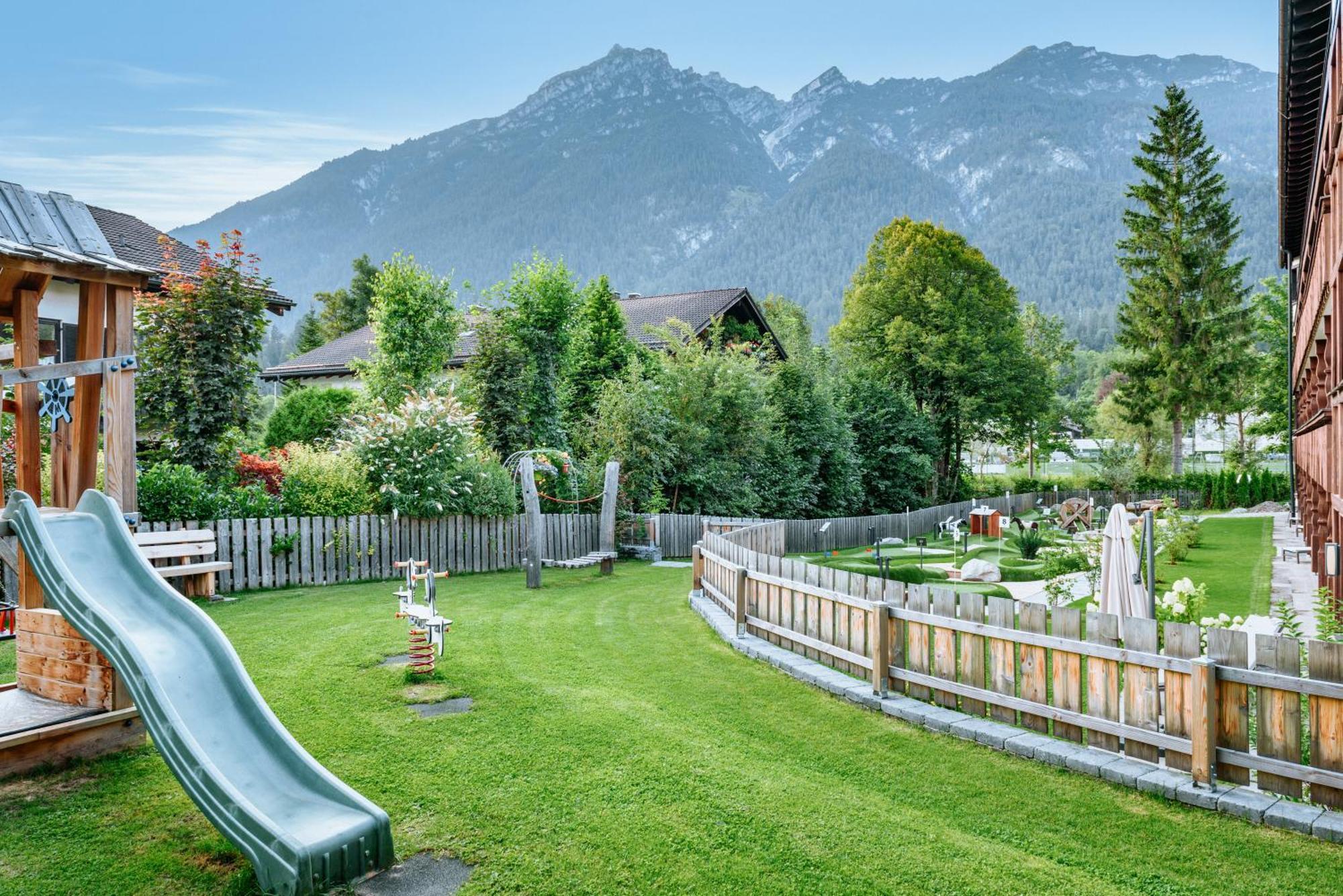 Obermuehle 4*S Boutique Resort Garmisch-Partenkirchen Exterior photo